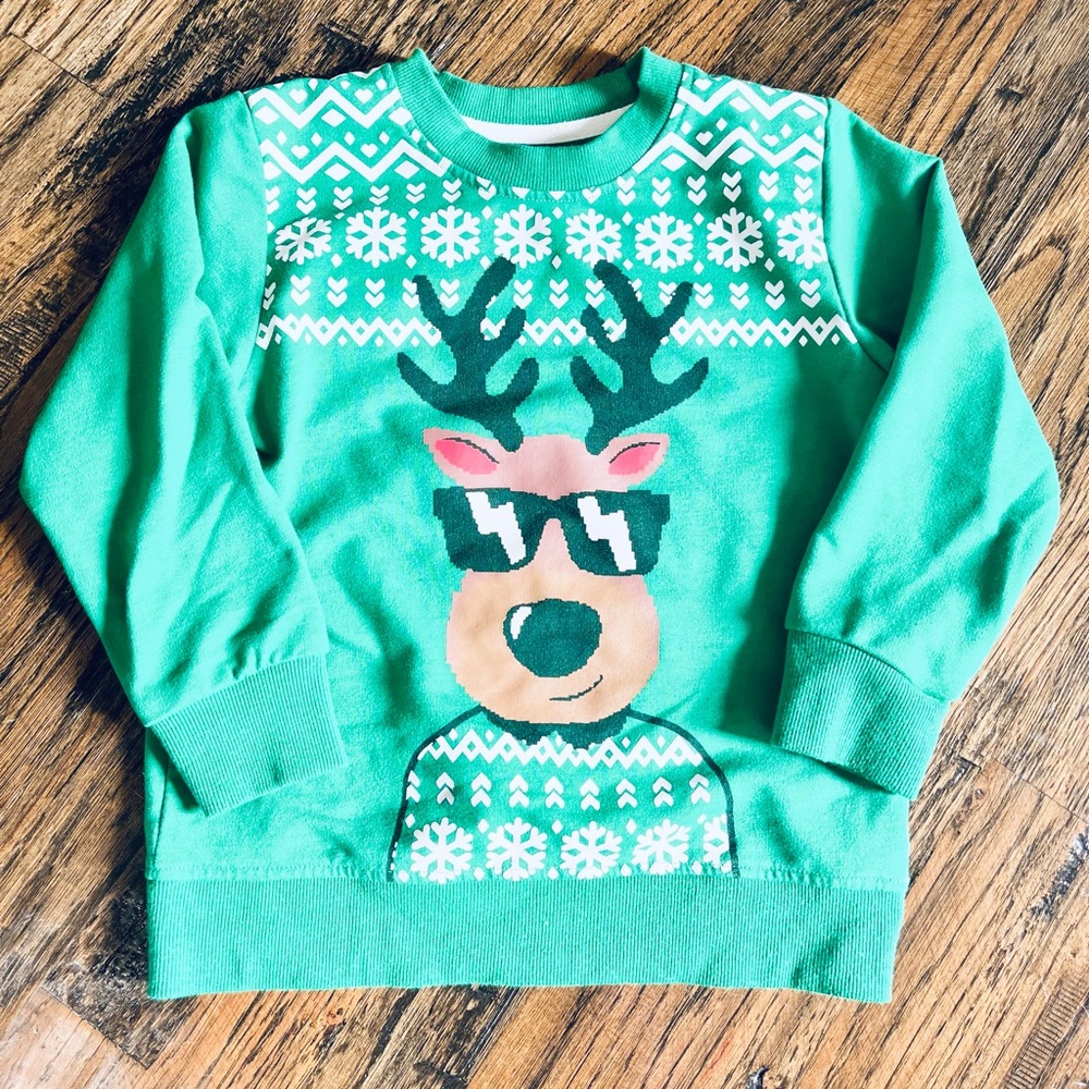 Boys 5T Christmas Reindeer sweatshirt